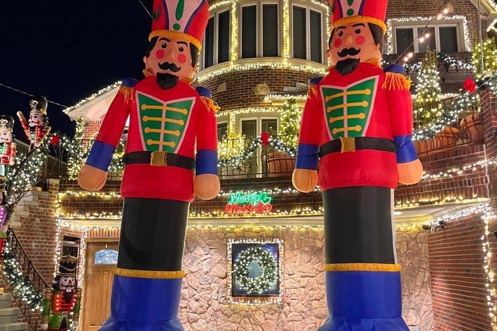 ブルックリン クリスマスライト ウォーキングツアー（ダイカー・ハイツ）