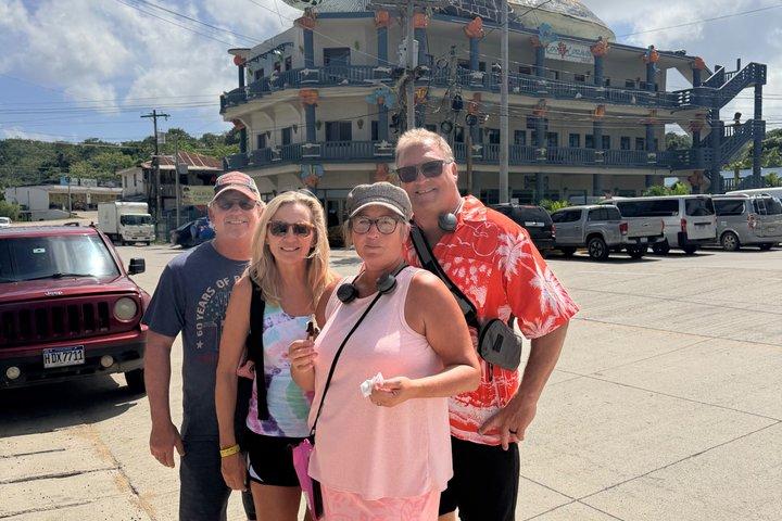 Van for a Day mahagony/Roatan ports