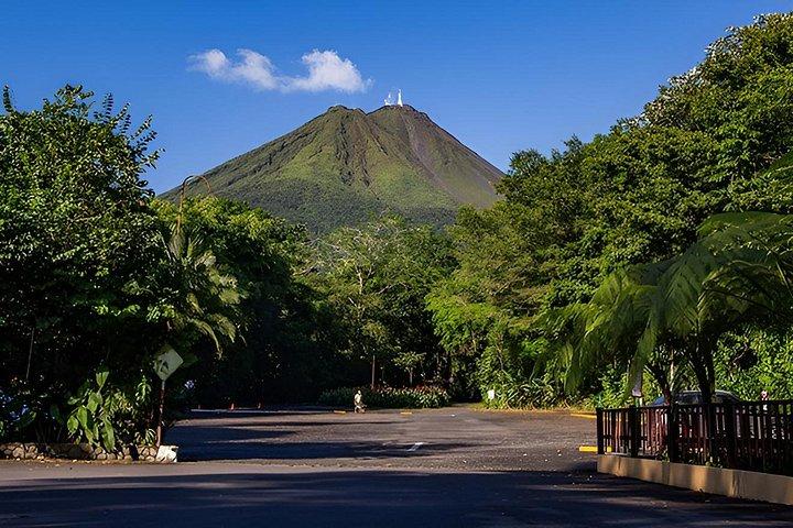 Rainforest Falls & Volcano Hike + Paradise Hot Springs