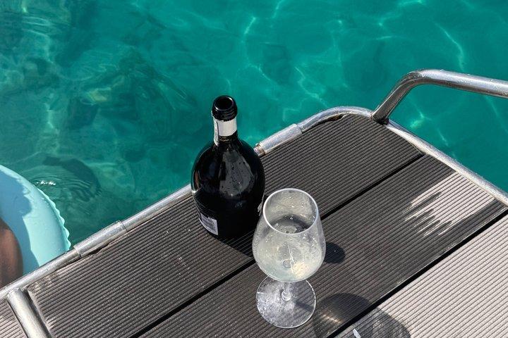 Experience Zadar Archipelago with Antares sailing shared tour