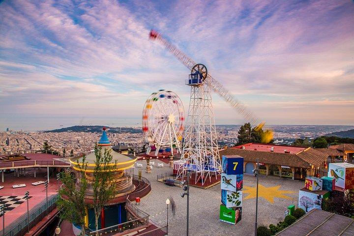 Entrée du parc d'attractions Tibidabo à Barcelone
