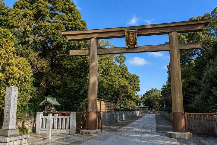 神社で楽しむ大阪・堺の貸切包丁細工ツアー