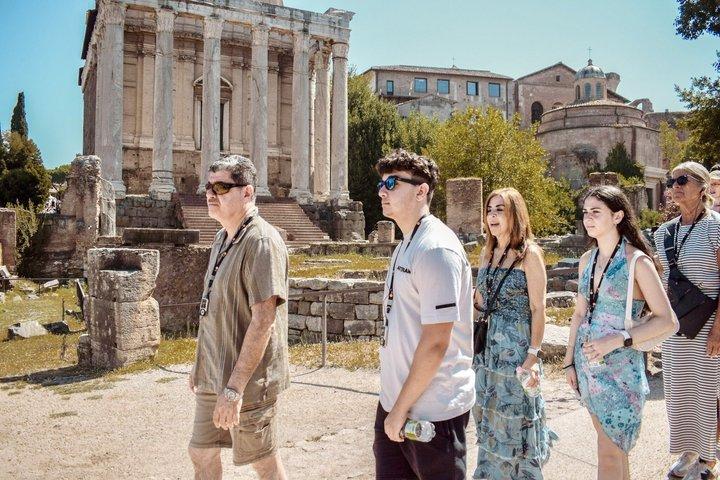 Visita guiada al Coliseo, la Colina Palatina y el Foro Romano