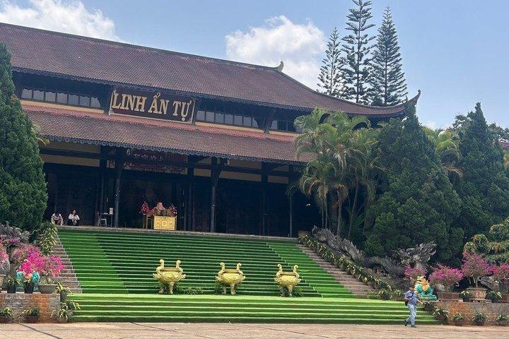 Da Lat: Explore 3 Spectacular Waterfalls Small Group Tour