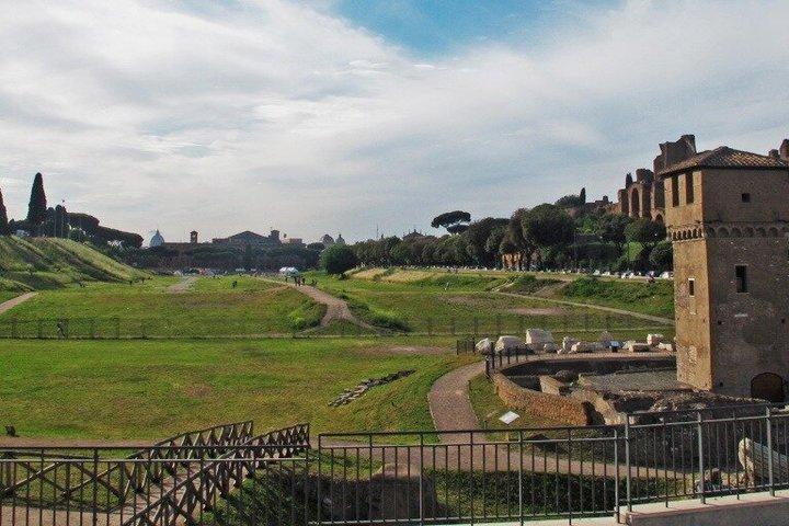 Voltar e ver guias de vídeo Circus Maximus