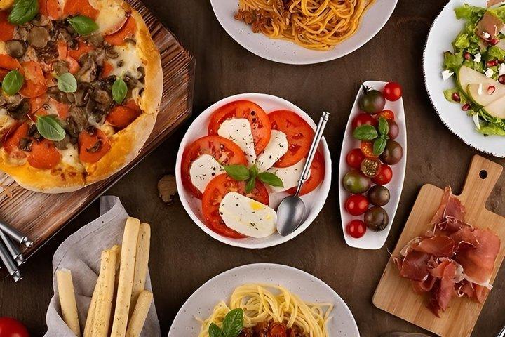 ミラノ ナヴィリ料理＆ワインツアー：6品テイスティング＆リゾットディナー