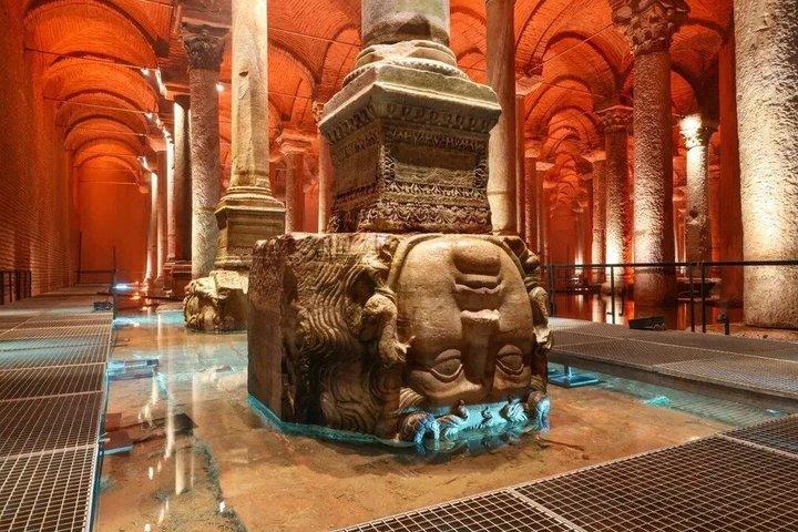 Istanbul Private Tour: Hagia Sophia,Blue Mosque,Cistern,Bazaar