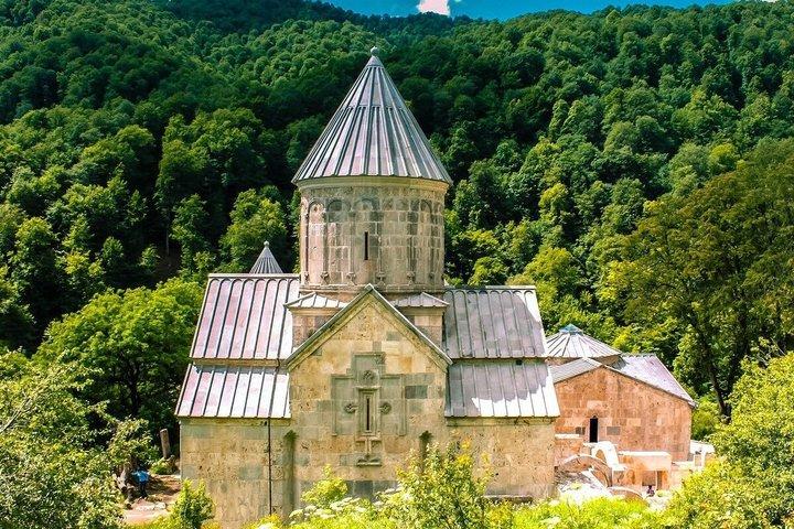 Private Scenic Transfer between Yerevan and Tbilisi