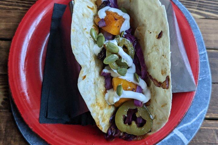 オカラダウンタウン・フードウォークで地元の味と歴史を堪能しよう