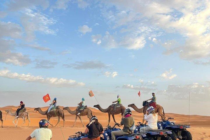 メルズーガ：サハラ砂漠のクワッドバイクアドベンチャー
