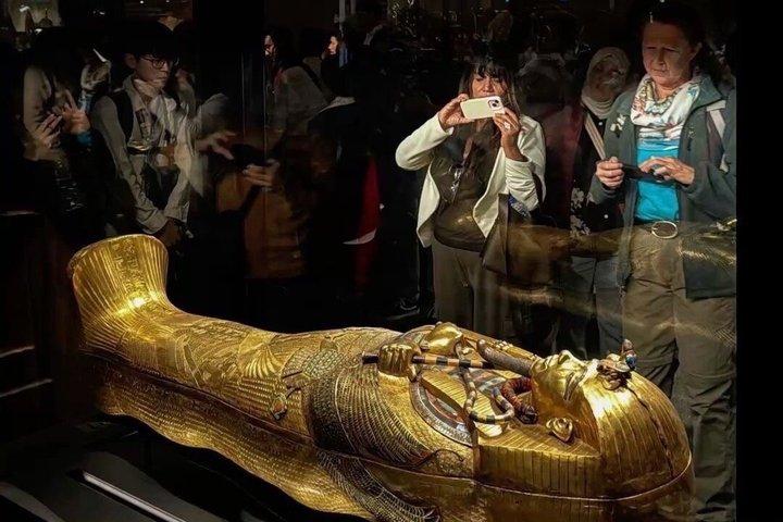 ギザのピラミッドと大エジプト博物館プライベートガイドツアー