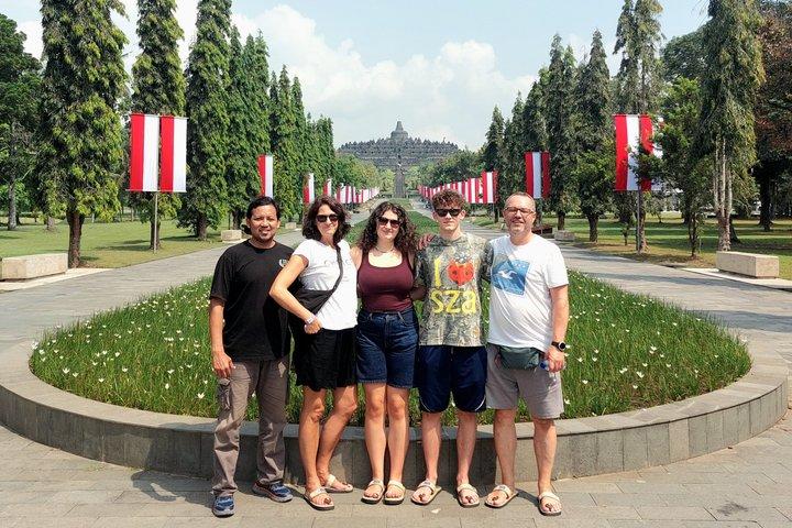Yogyakarta: Transferopties voor Borobudur, Dieng, Bromo & Ijen