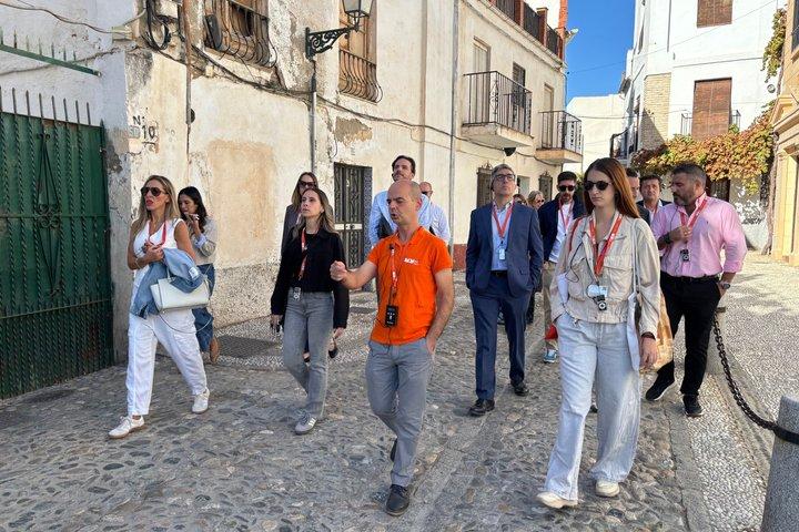 Panoramic tour of Granada