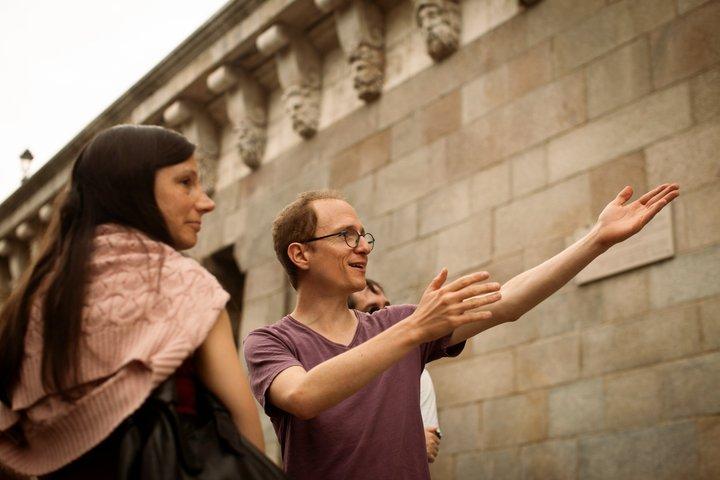Guided tour of criminal Paris