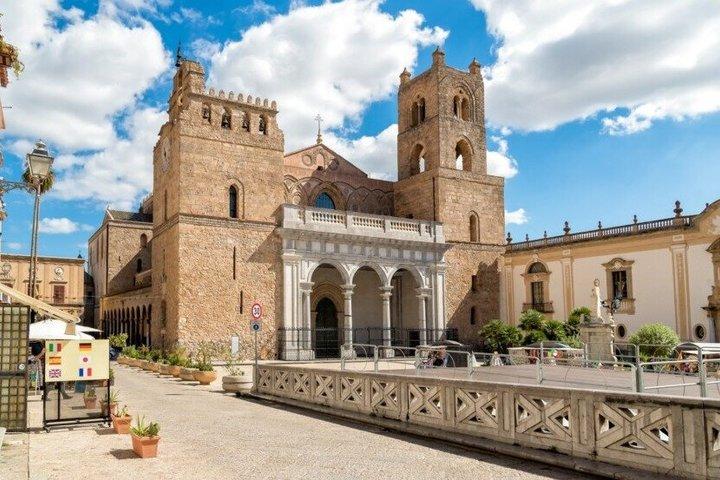 Partindo de Palermo: Excursão a Cefalù e Monreale, esplendores normandos.