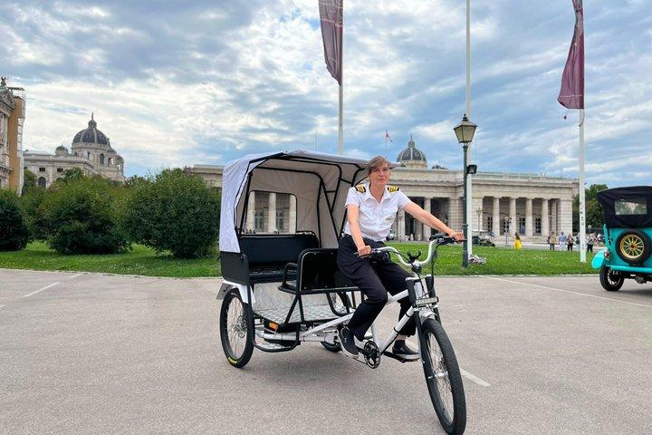 Classic 1 Hour Vienna Rickshaw Private Tour