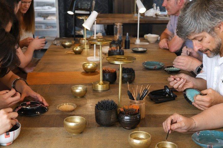 金色の修復アートで京都の伝統金継ぎ体験 祇園でワークショップ