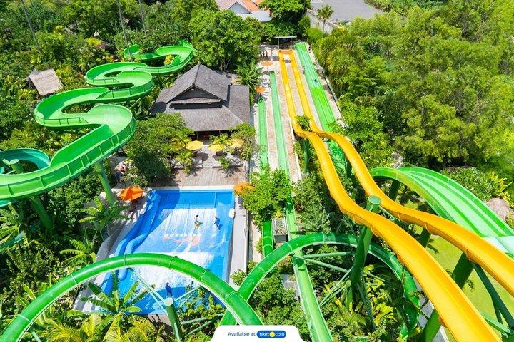 バリ島ウォーターボムウォーターパーク入場券とスリル満点の乗り物