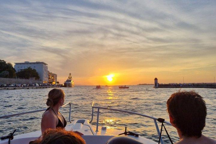 ザダル：半日島巡りツアー＆旧市街パノラマクルーズ