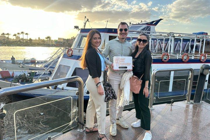 Cairo’s Magical Nile Dinner Cruise Tanoura and Belly Dance Show