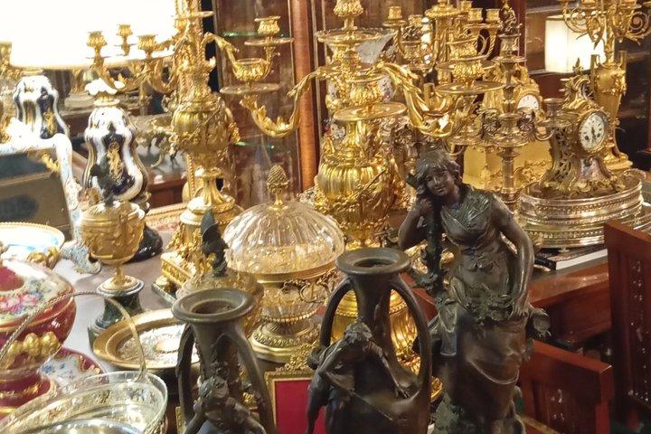 Istanbul Vintage Flea Market & Antique Photo Tour by Motorcycle