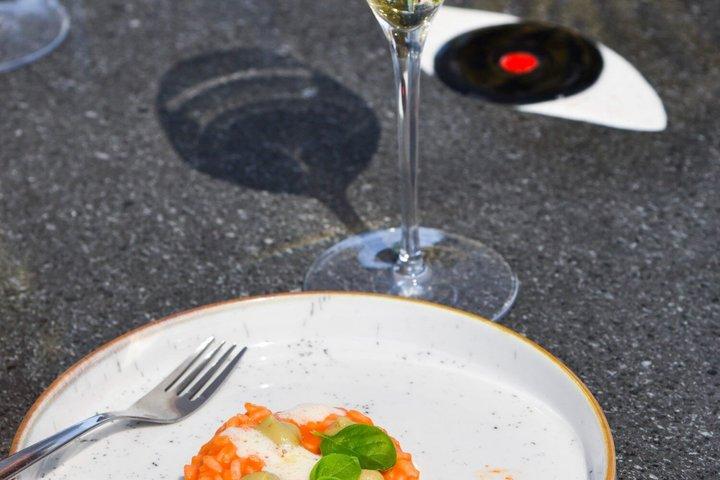 From Naples: Vesuvius, Vineyard & Wine Tasting with Lunch
