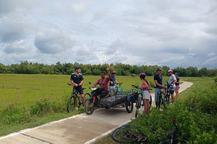Half day Koh Klang culture cycling