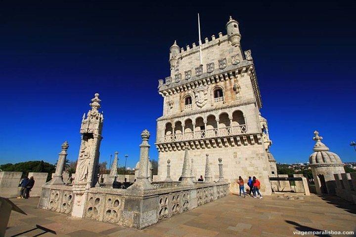 Besøg Jerónimos-klosteret og Belém-tårnet.