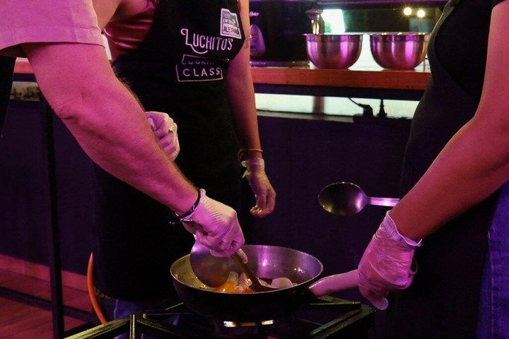 Lima : ロモ・サルタード＆ピスコ・サワー料理教室（現地シェフ付き）