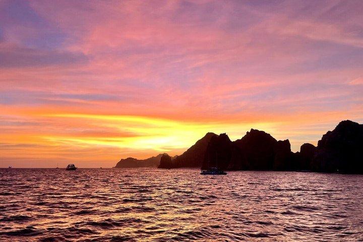 Cabo Sunset Party Cruise & Open Bar
