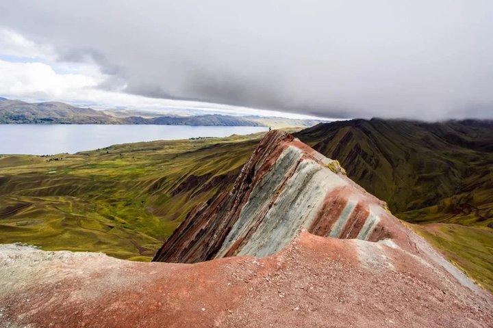 Cusco Pallay Punchu Full Day Rainbow Mountain Tour