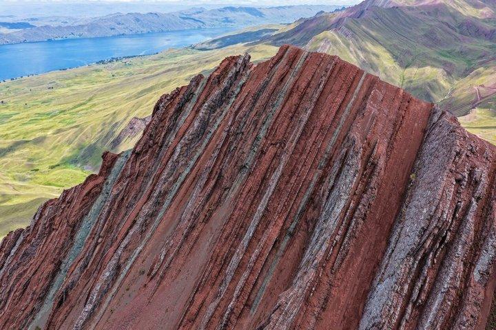 Cusco Pallay Punchu Full Day Rainbow Mountain Tour