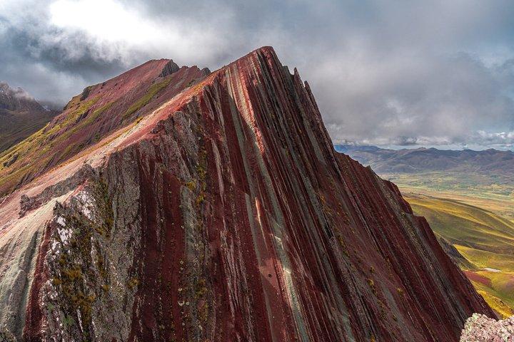 Cusco Pallay Punchu Full Day Rainbow Mountain Tour