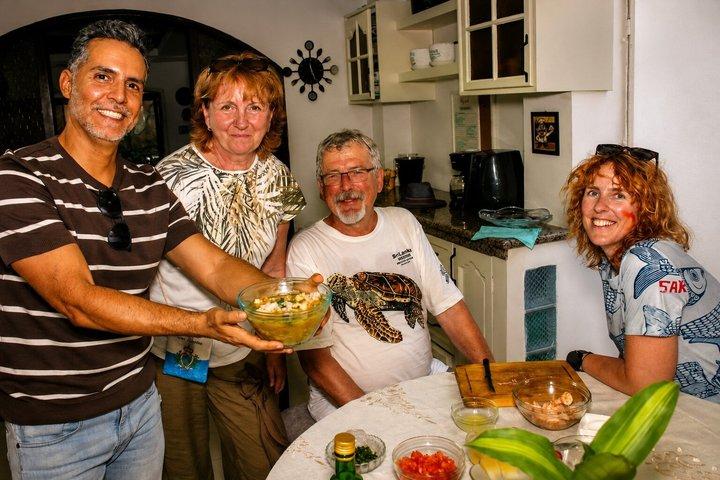 Stopover tour in Guayaquil with cooking class and accommodation
