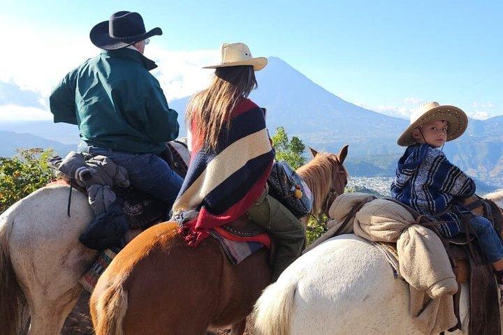 Excursão Epic Pacaya Volcano a cavalo com pizza e marshmallows
