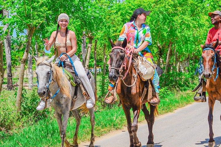 Reiten in Macau und Punta Cana