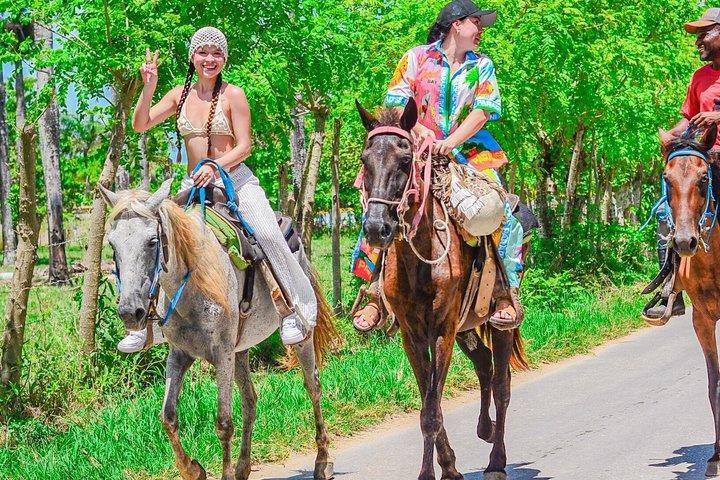 Reiten in Macau und Punta Cana