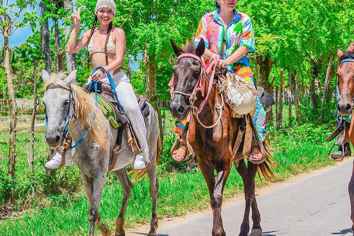 Reiten in Macau und Punta Cana