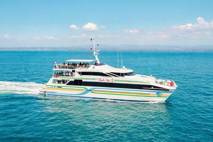 バリ島からレンボンガン島日帰りクルーズ(シュノーケリング&ビーチクラブ付き)