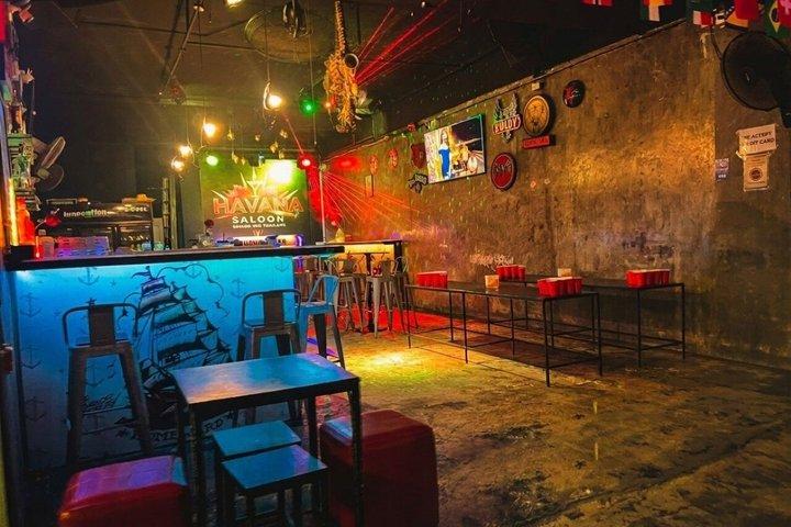 チェンマイのナイトライフ：ビール、ゲーム、パーティー体験