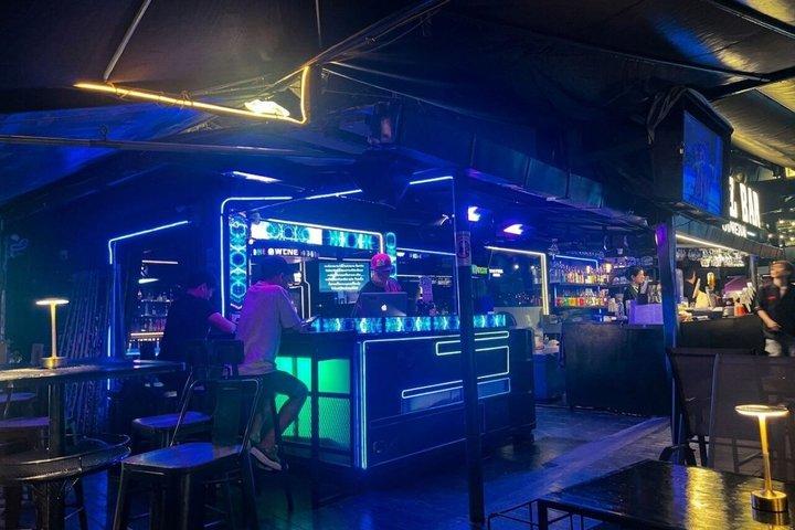 チェンマイのナイトライフ：ビール、ゲーム、パーティー体験