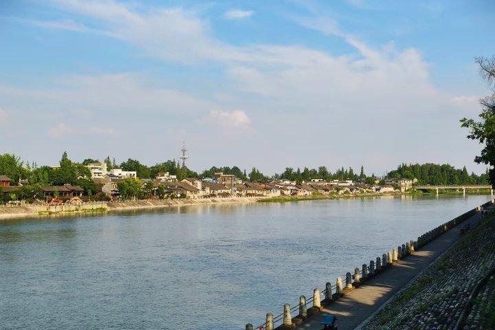 Excursão privada de panda e cidade antiga escondida