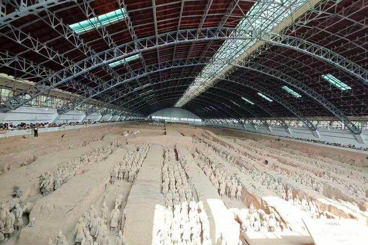 Xian Off Peak Terracotta Warrior and Goose Pagoda City Wall Tour