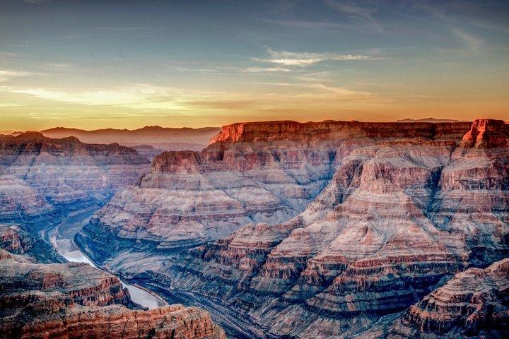 Grand Canyon West, Hoover Dam Stop, Wi-Fi, Almoço e Skywalk