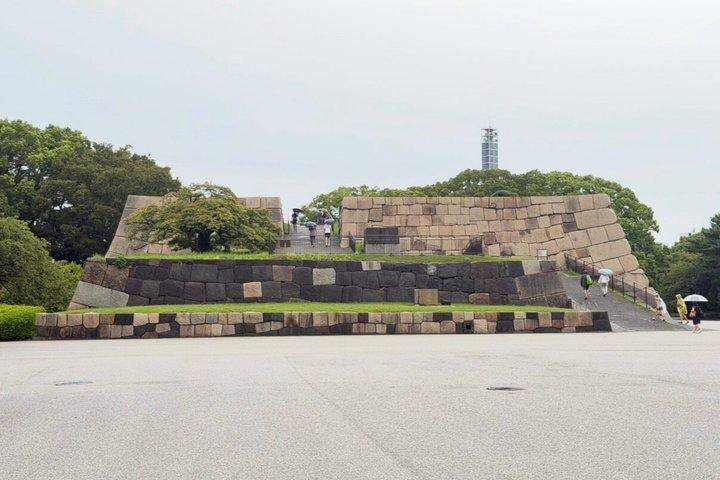 皇居・東御苑プライベートウォーキングツアー