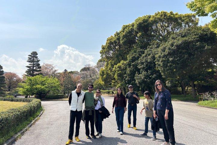 皇居・東御苑プライベートウォーキングツアー