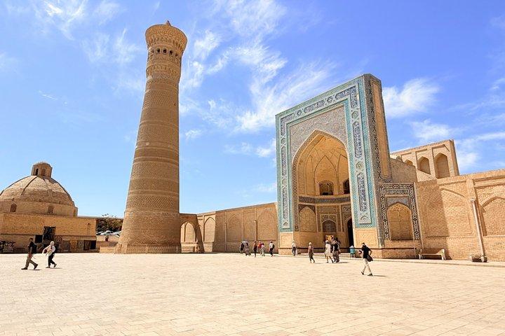 Bukhara: Complete Guided Walking Tour with a Small Group.