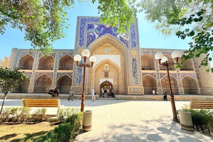 Bukhara: Complete Guided Walking Tour with a Small Group.