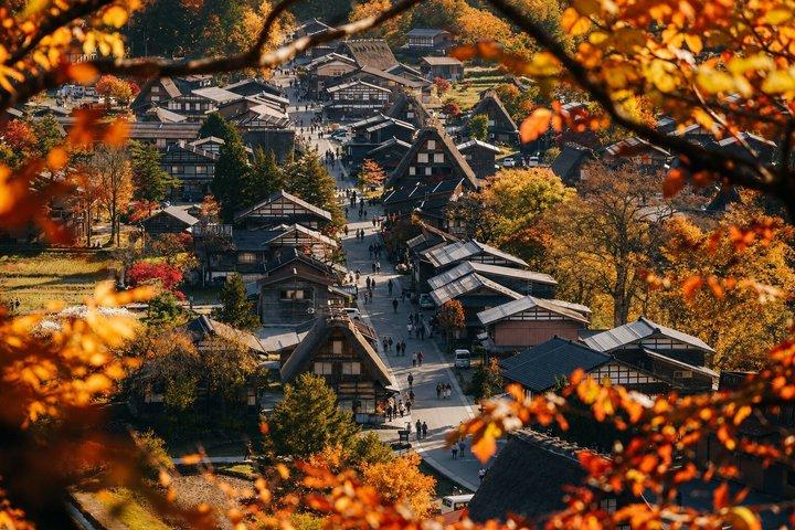 名古屋・高山・白川郷 小グループ日帰り旅行