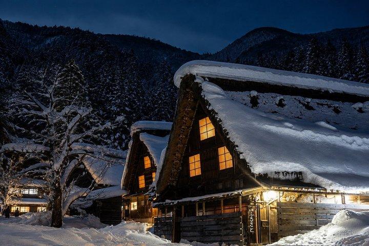 名古屋・高山・白川郷 小グループ日帰り旅行
